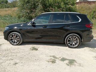 2019 BMW X5 30d IV (G05/G18), чёрный, 5000000 рублей, вид 5