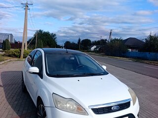 2010 Ford Focus II Рестайлинг, белый, 370000 рублей, вид 2