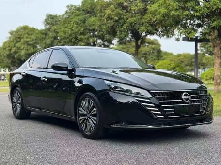 2023 Nissan Altima VI (L34) Рестайлинг, чёрный, 2190000 рублей, вид 3