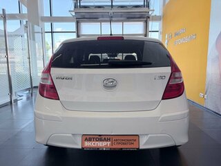 2011 Hyundai i30 II, белый, 759000 рублей, вид 5