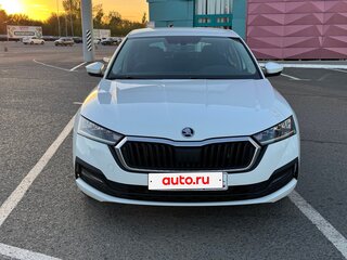 2021 Skoda Octavia IV (A8), белый, 2250000 рублей, вид 3