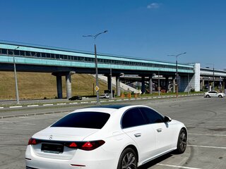 2024 Mercedes-Benz E-Класс 220 d VI (W214, S214), белый, 6500000 рублей, вид 4