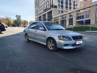 2002 Mitsubishi Lancer Cedia IX, серебристый, 250000 рублей, вид 4