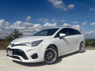 2016 Toyota Avensis III Рестайлинг 2, белый, 1550000 рублей, вид 1
