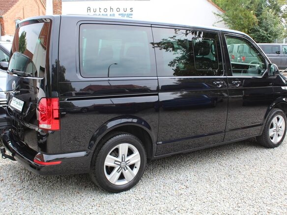 2022 Volkswagen Multivan T6 Рестайлинг, чёрный, 4679088 рублей - вид 2