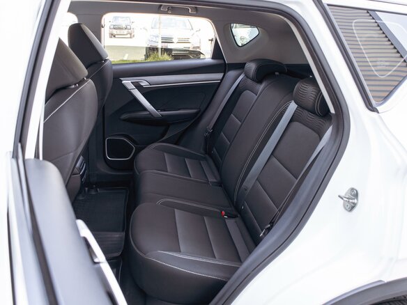 2020 Geely Coolray I, белый, 1125000 рублей - вид 16