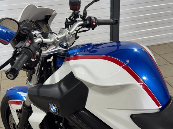 2011 BMW F 800 R, белый, 555000 рублей - вид 17
