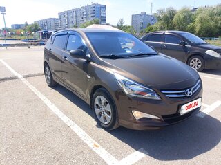 2015 Hyundai Solaris I Рестайлинг, коричневый, 850000 рублей, вид 2