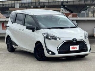 2022 Toyota Sienta II Рестайлинг, белый, 1490000 рублей, вид 3