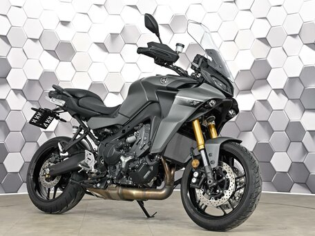 2021 Yamaha MT-09 Tracer (FJ-09), зелёный, 1299000 рублей, вид 1