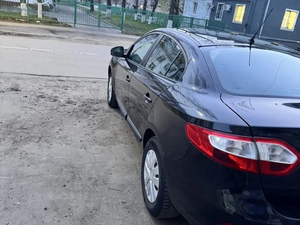 2010 Renault Fluence I, чёрный - вид 3