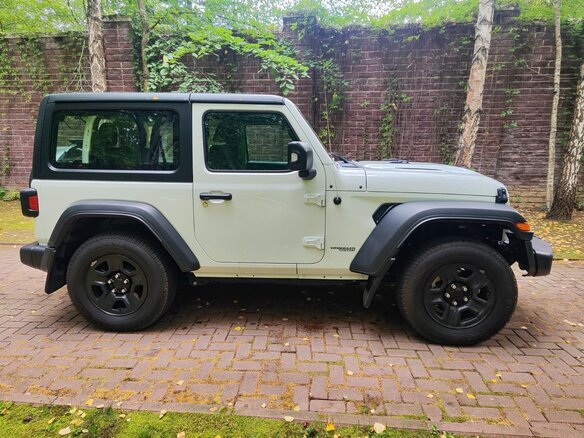 2018 Jeep Wrangler IV (JL), белый, 4700000 рублей - вид 1