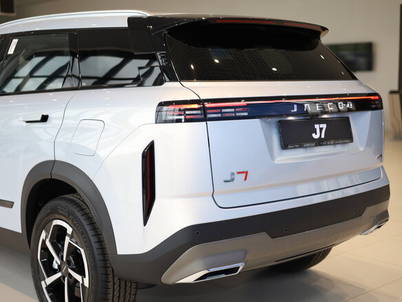 2025 Jaecoo J7 I, серебристый, 3169000 рублей - вид 13