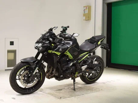 2022 Kawasaki Z 900, чёрный, 1099000 рублей, вид 4