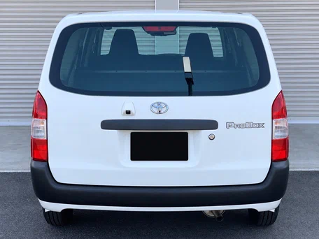 2022 Toyota Probox I Рестайлинг, белый, 1133277 рублей, вид 3