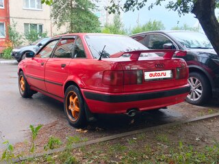 1993 Audi 80 V (B4), красный, 390000 рублей, вид 4