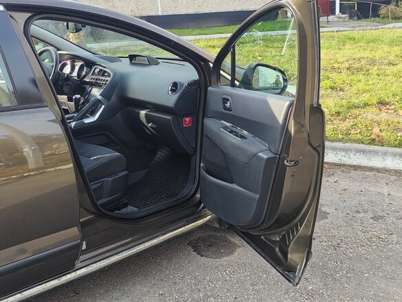2012 Peugeot 3008 I, коричневый, 750000 рублей - вид 14