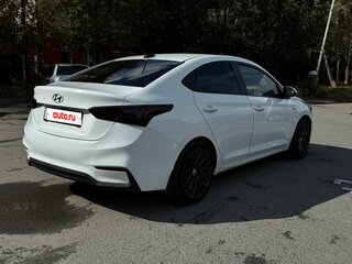 2017 Hyundai Solaris II, белый, 996600 рублей, вид 1