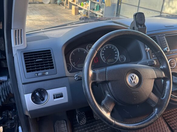 2007 Volkswagen Multivan T5, чёрный, 2500000 рублей - вид 6