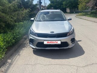 2020 Kia Rio X IV Рестайлинг, серый, 1750000 рублей, вид 1