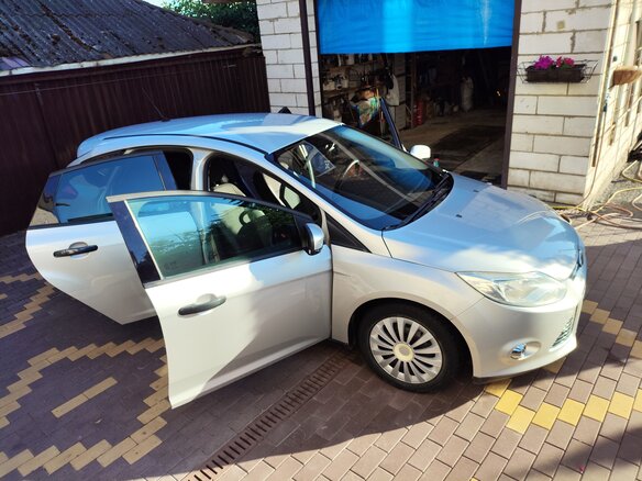 2012 Ford Focus III, серебристый - вид 8