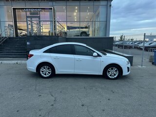 2013 Chevrolet Cruze I Рестайлинг, белый, 750000 рублей, вид 4