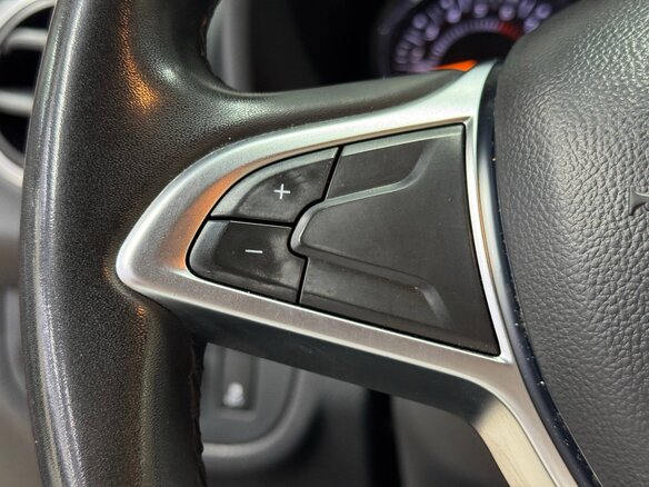 2019 Renault Logan Stepway II Рестайлинг, красный, 930000 рублей - вид 21