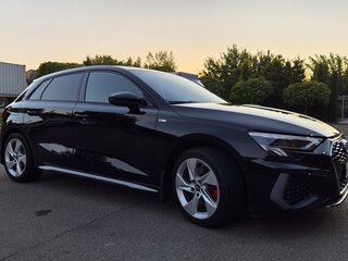 2021 Audi A3 Sportback 35 TFSI IV (8Y), чёрный, 2970000 рублей, вид 4
