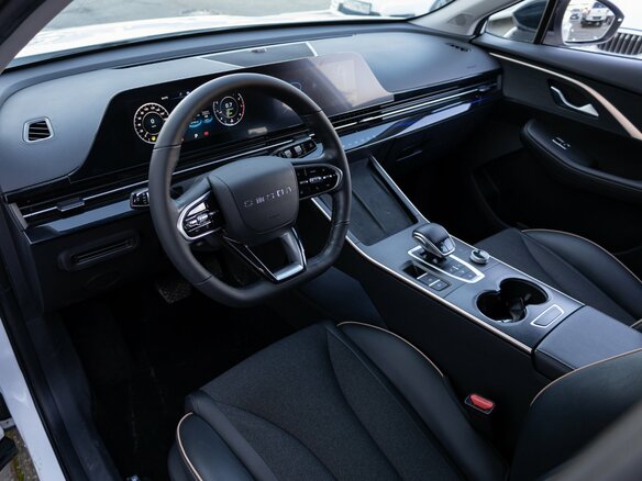 2023 Omoda C5 I, белый, 1625000 рублей - вид 14