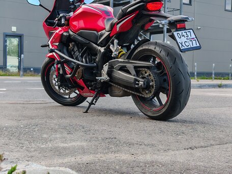 2019 Honda CBR 650R, красный, 850000 рублей, вид 4