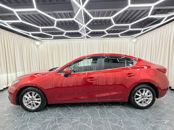 2014 Mazda Axela III, красный, 1299000 рублей - вид 3