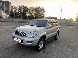 1999 Toyota Land Cruiser Prado 90 Series, серебристый, 1650000 рублей, вид 1