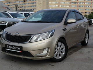 2013 Kia Rio 4-speed III, бежевый, 549000 рублей, вид 3