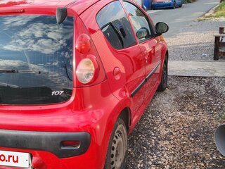 2008 Peugeot 107 I, красный, 340000 рублей, вид 5