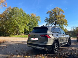 2020 Volkswagen Tiguan II, серый, 2250000 рублей, вид 2