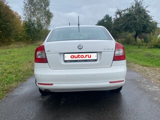 2012 Skoda Octavia II (A5) Рестайлинг, белый, 750000 рублей, вид 5