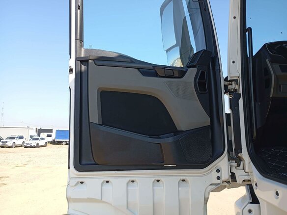 2022 MAN TGX, белый, 8960000 рублей - вид 8