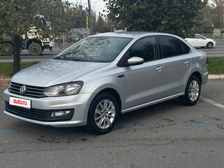 2019 Volkswagen Polo V Рестайлинг, серебристый, 1390000 рублей, вид 2