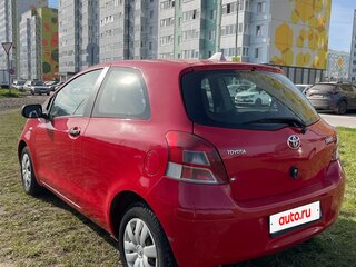 2010 Toyota Yaris III, красный, 540000 рублей, вид 5