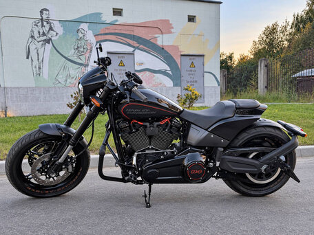 2020 Harley-Davidson FXDR 114, чёрный, 2300000 рублей, вид 2