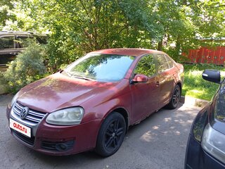 2008 Volkswagen Jetta V, красный, 300000 рублей, вид 1