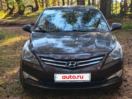 2015 Hyundai Solaris I Рестайлинг, коричневый, 730000 рублей, вид 1