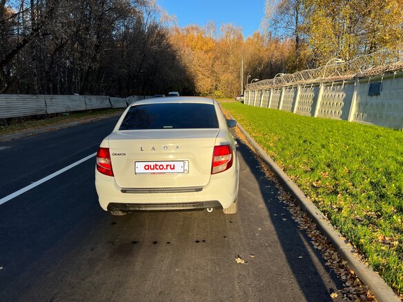 2024 Lada (ВАЗ) Granta I Рестайлинг, белый, 580000 рублей - вид 16