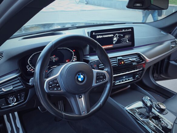 2021 BMW 5 серии 540d xDrive VII (G30/G31/G38) Рестайлинг, синий, 6500000 рублей - вид 8