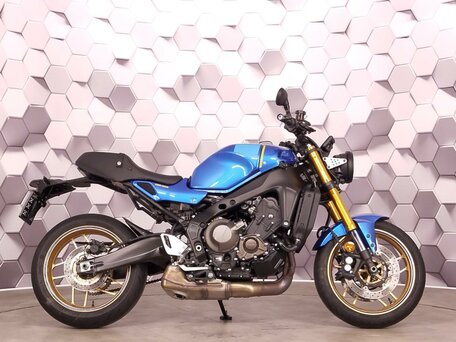 2022 Yamaha XSR900, синий, 1085000 рублей, вид 3
