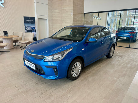 2019 Kia Rio IV, серебристый, 1149990 рублей, вид 1