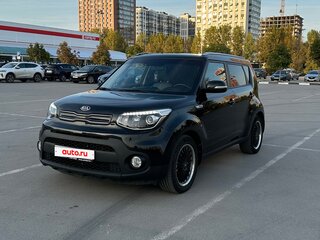 2017 Kia Soul II Рестайлинг, чёрный, 1550000 рублей, вид 2
