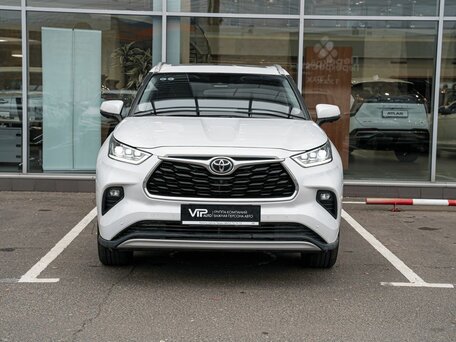 2026 Toyota Highlander IV (XU70), белый, 5900000 рублей, вид 2