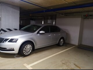2017 Skoda Octavia III (A7) Рестайлинг, серебристый, 1850000 рублей, вид 1