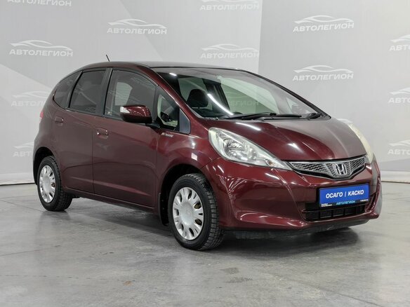 2012 Honda Fit II, красный, 885000 рублей - вид 6